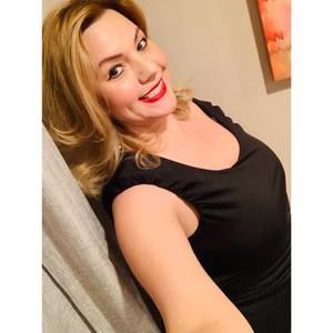 Meet your Posher, Lisa